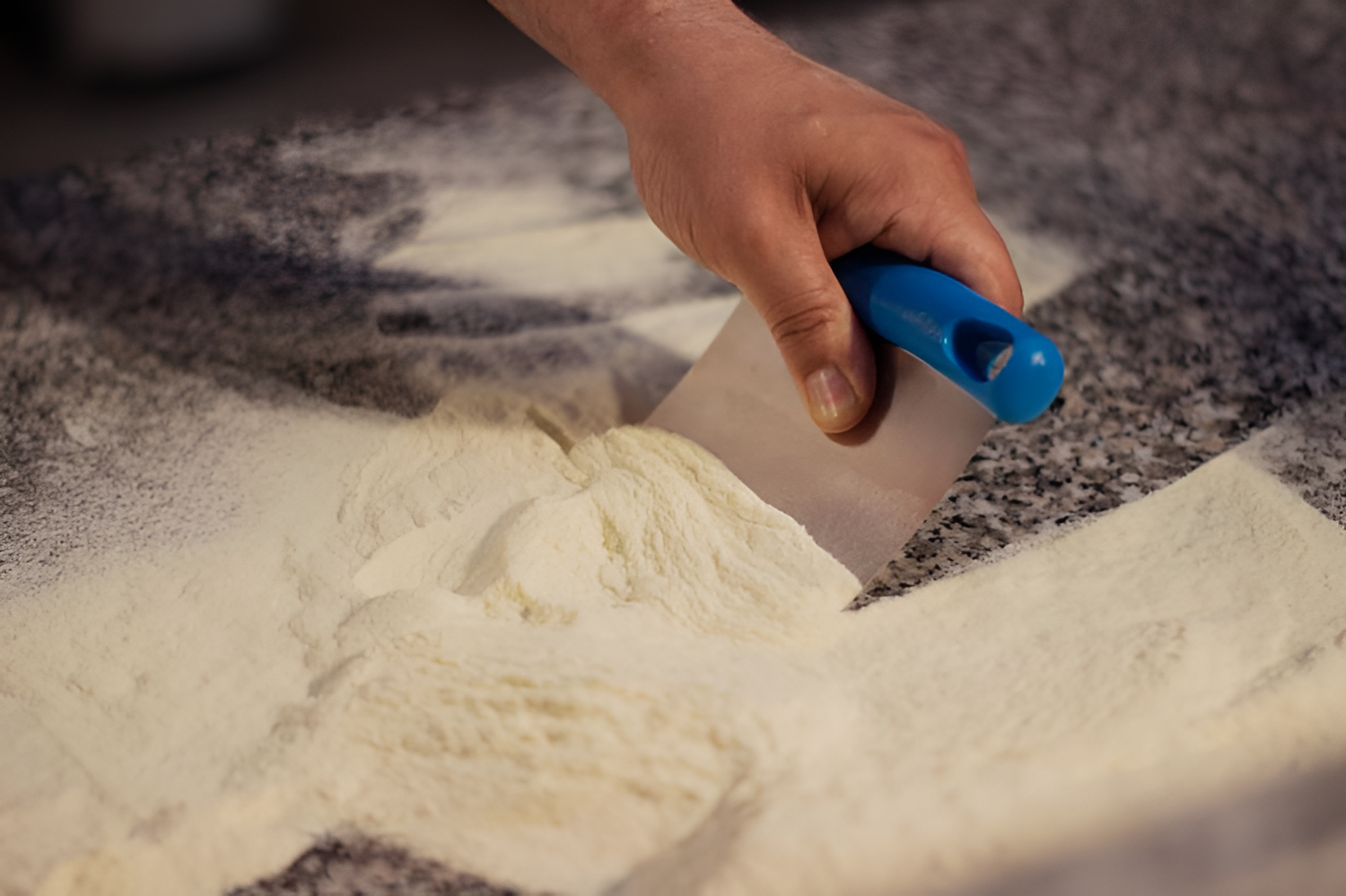 Dough Cutter/Flexible Scraper