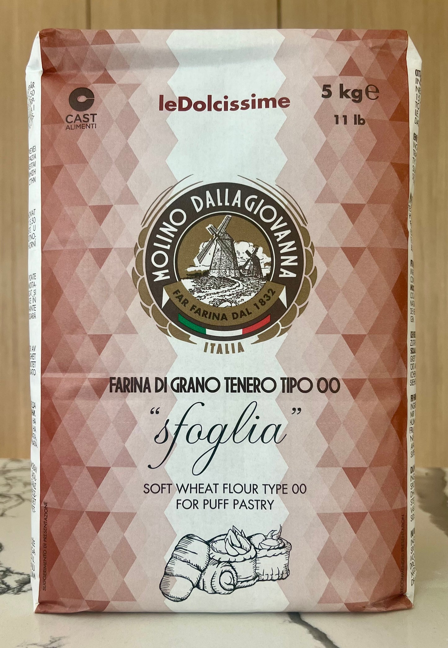 Dallagiovanna Sfoglia and Puff Pastry flour (11 lbs - 5kg)