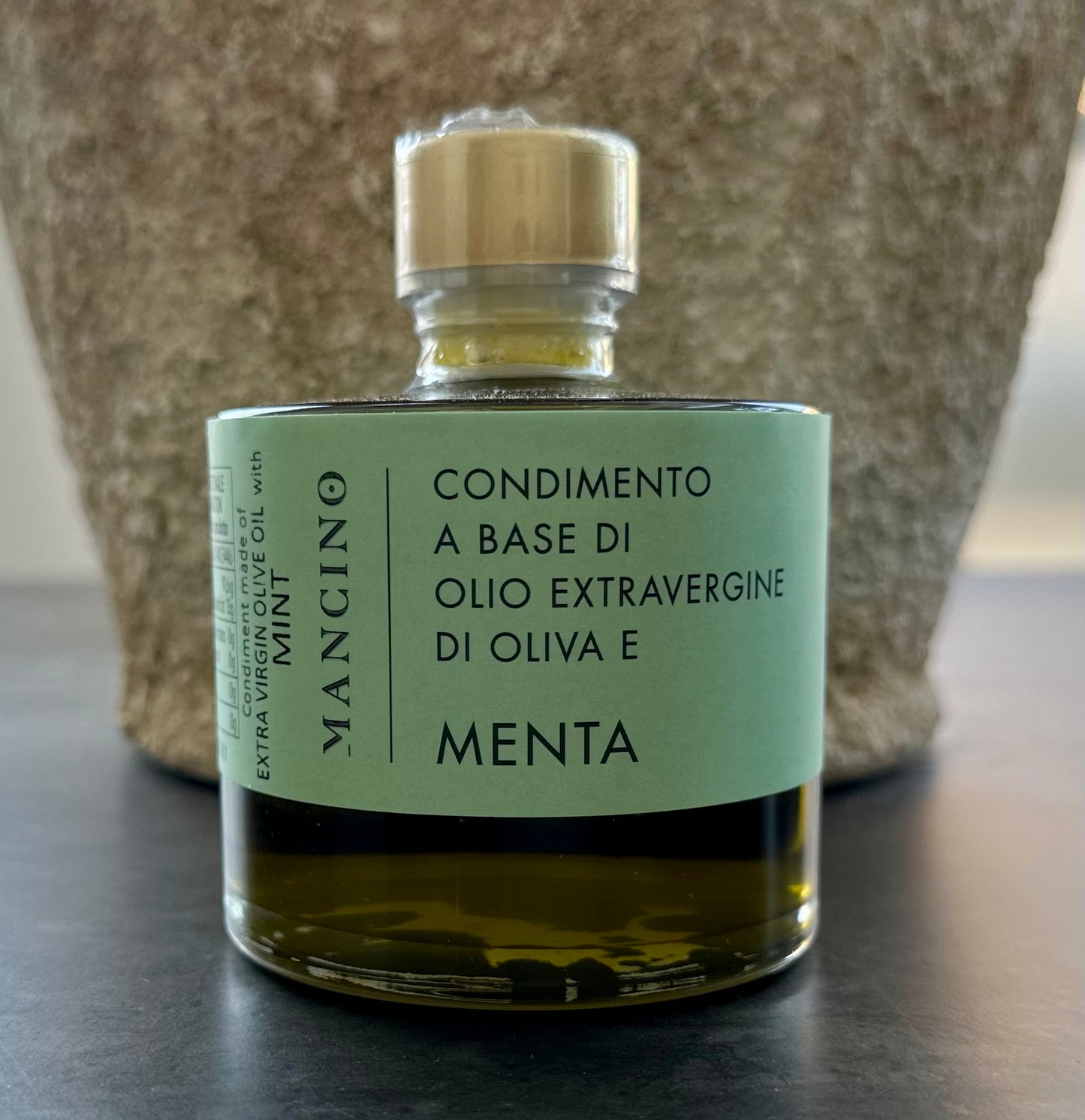 Mint-Infused extra virgin olive oil