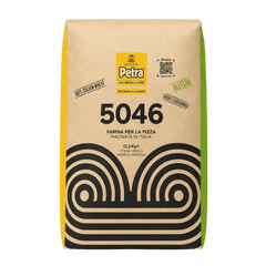 Petra 5046 Allegra Tipo 0 pizza flour 12.5 kg paper sack by Molino Quaglia, front view