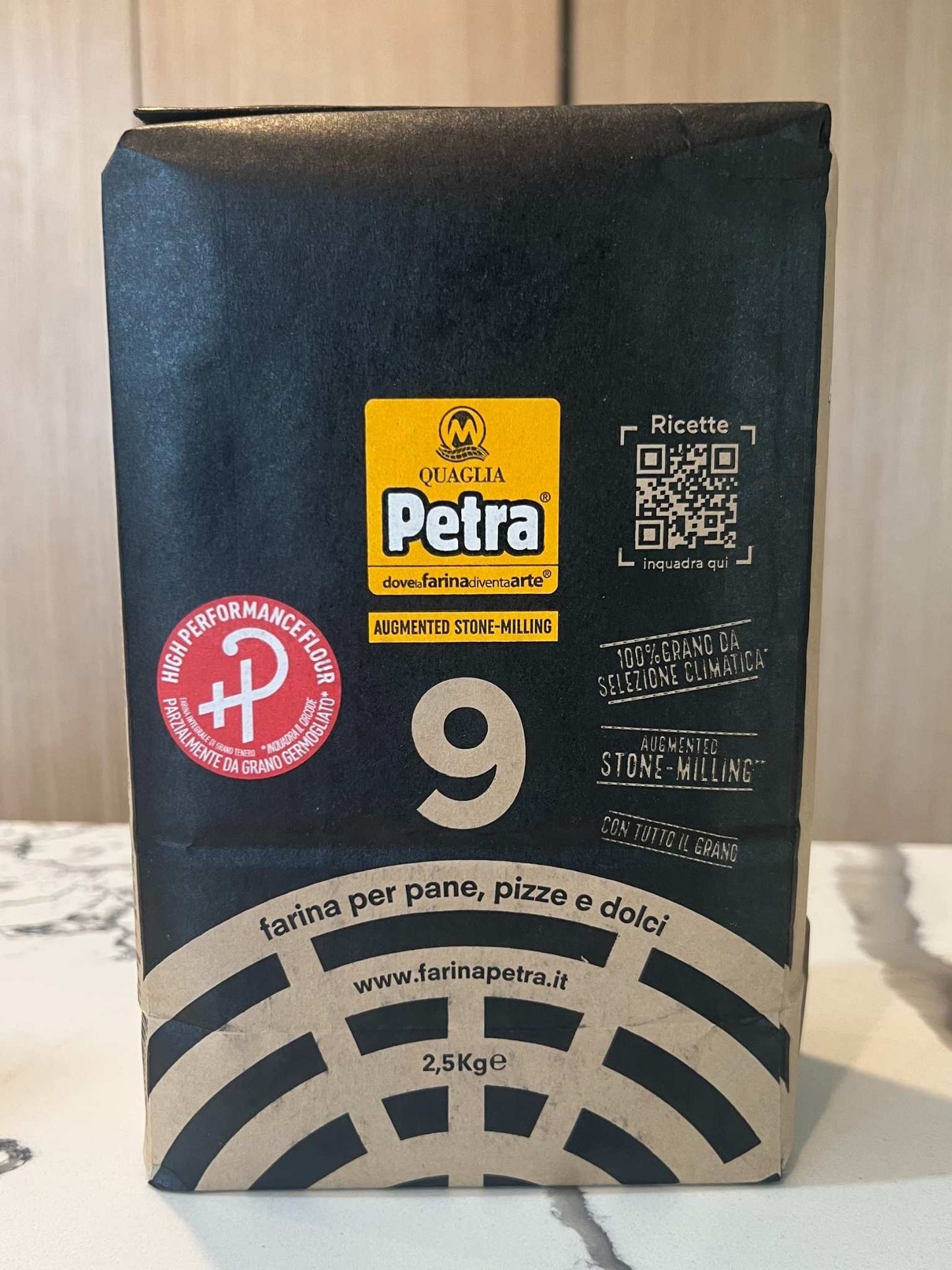 Petra 9HP Stone-Milled Whole Grain Flour (2.5 kg / 5.5 lbs)