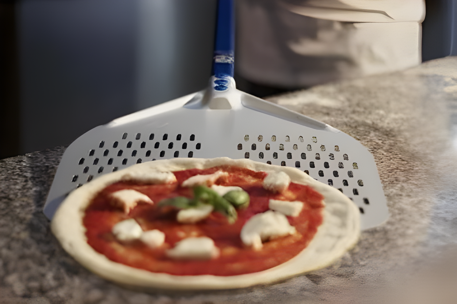 Round Perforated Pizza Peel (Azzurra line)